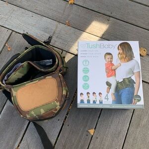 TushBaby hip carrier seat